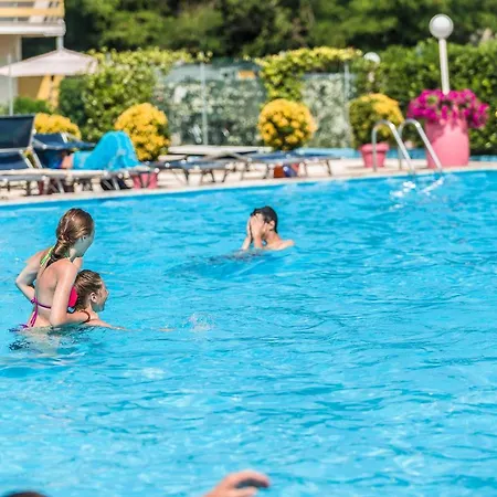 Trilocali Low Cost * Lido Adriano